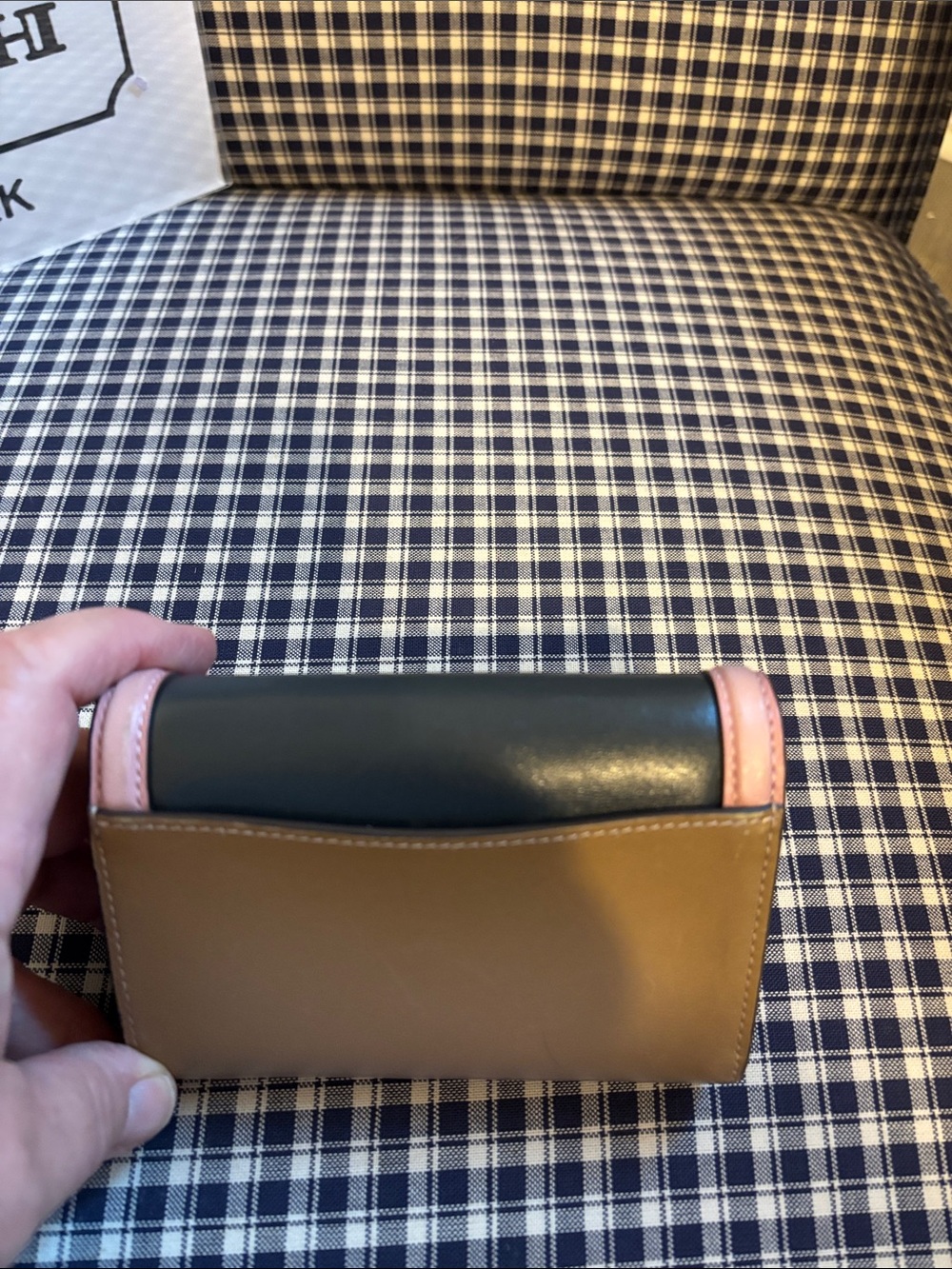 Coach Hutton Colorblock Mini Wallet in navy blue , Blush Pink & tan - Picture 4 of 13